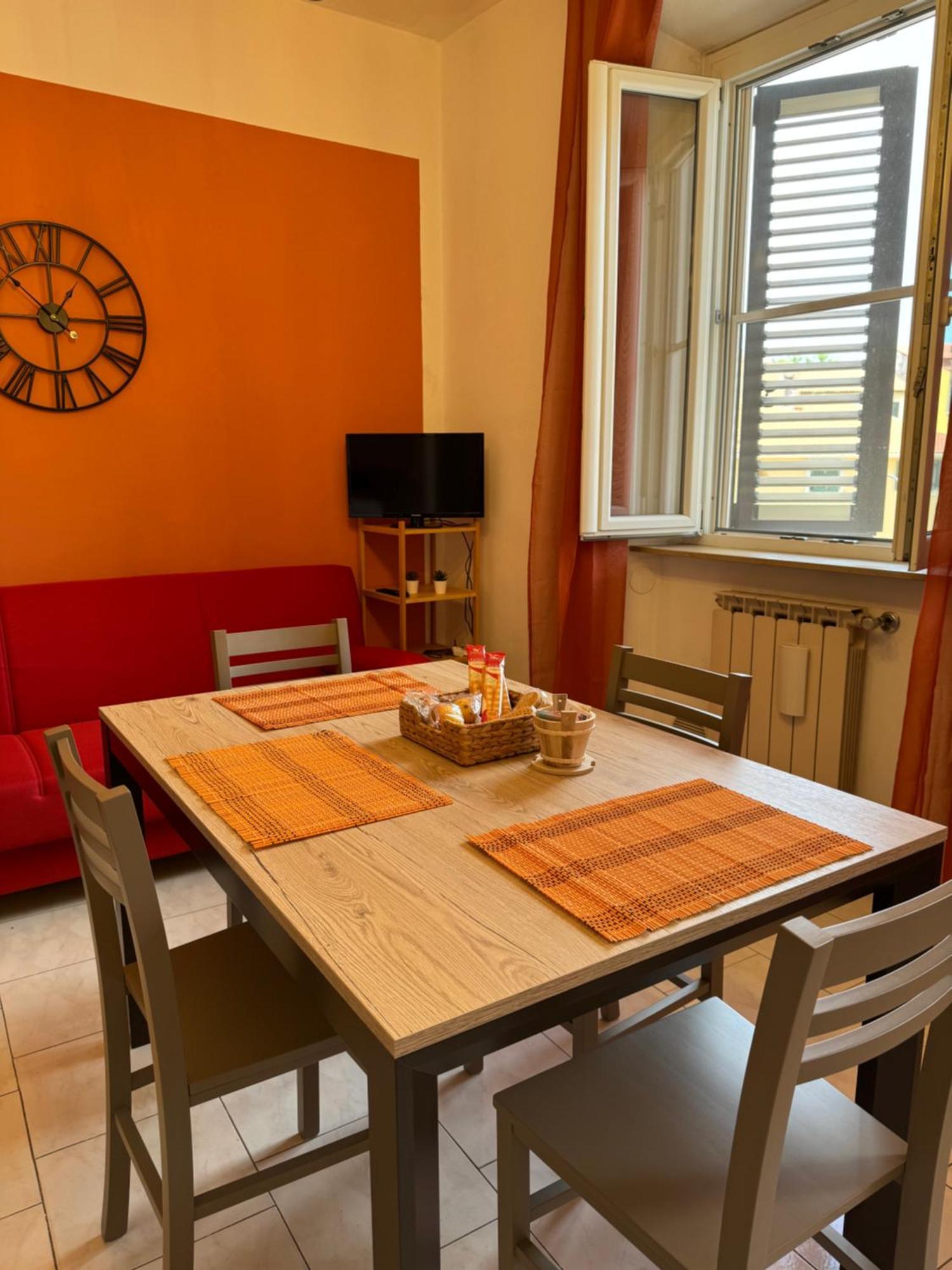 Colben Tuscany Home - Il Mare Dalla Finestra Nell'Atmosfera Tipica Livornese Livorno Exterior photo